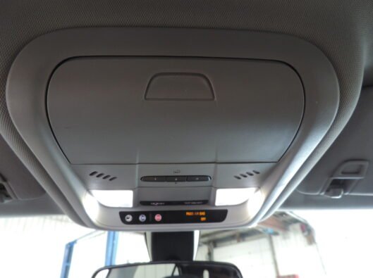 2018 Chev Equinox tan 040
