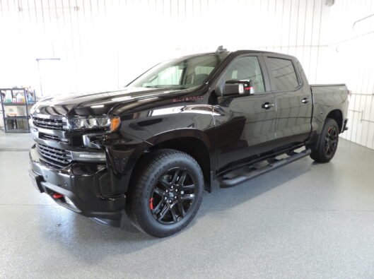 2022 Chev Silverado Black 002