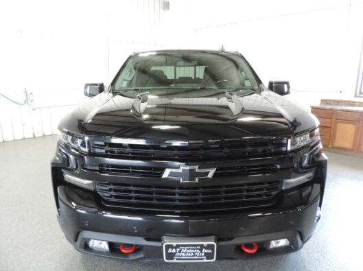 2022 Chev Silverado Black 005