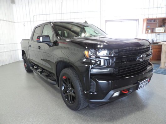2022 Chev Silverado Black 010