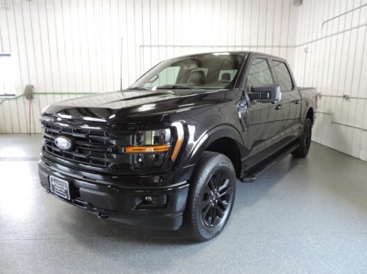 2023 Ford Black F150 001