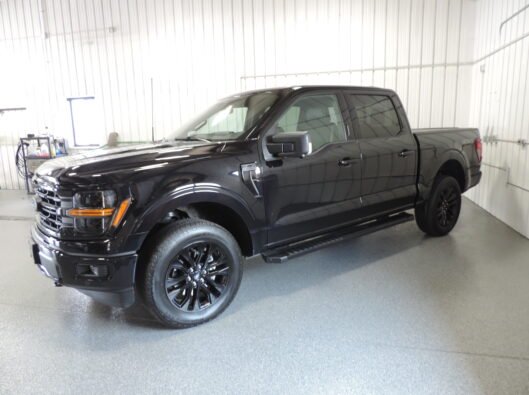 2023 Ford Black F150 003