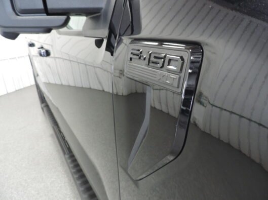 2023 Ford Black F150 014