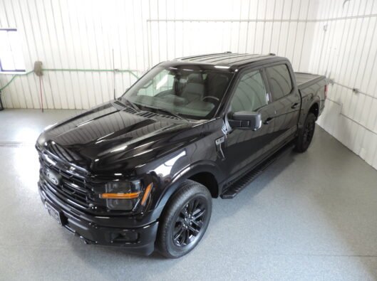 2023 Ford Black F150 018