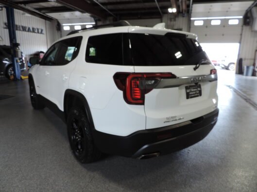 2024 Dodge Durango & 2020 GMC Acadia 067