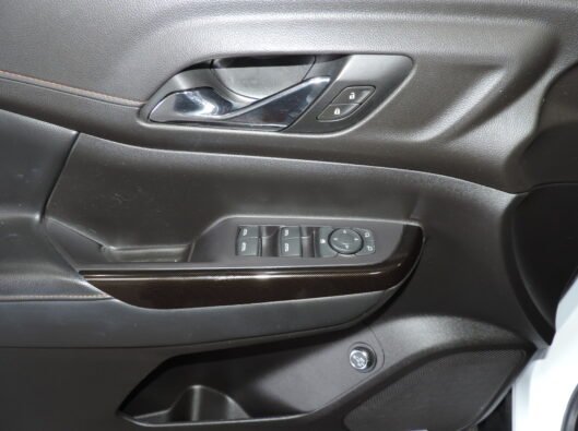 2024 Dodge Durango & 2020 GMC Acadia 083