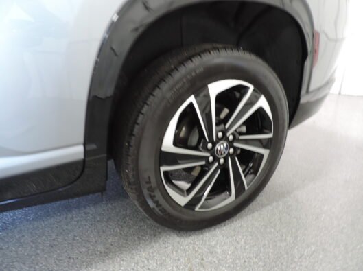 2026 Buick Enclave Gray 015