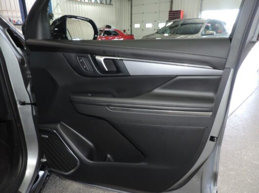 2026 Buick Enclave Gray 022