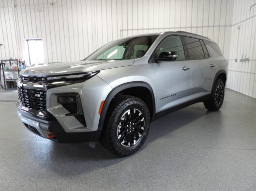 2026 Chev Traverse Z71 002