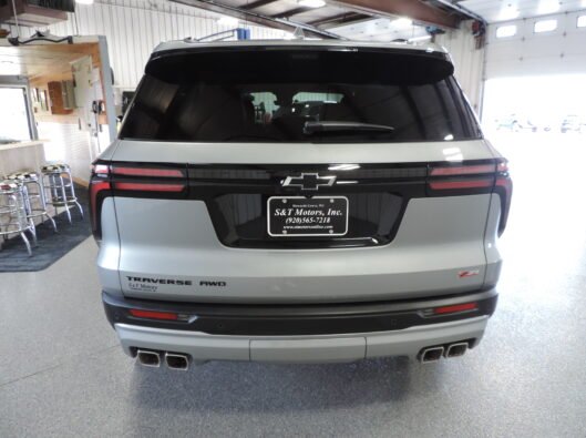 2026 Chev Traverse Z71 018