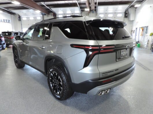 2026 Chev Traverse Z71 019