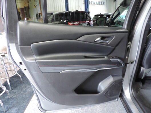 2026 Chev Traverse Z71 032