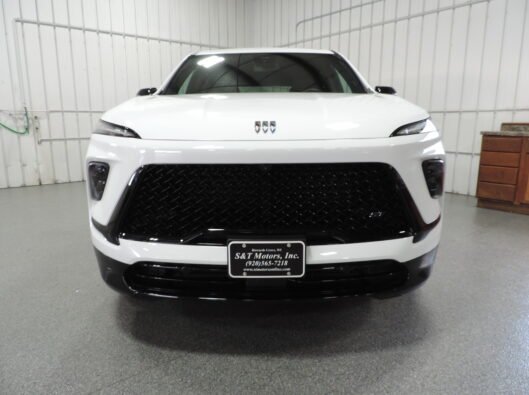2026 White Buick Enclave 006