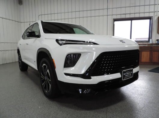 2026 White Buick Enclave 008