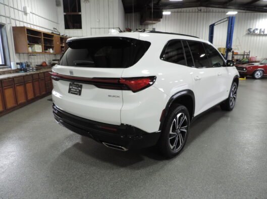 2026 White Buick Enclave 020