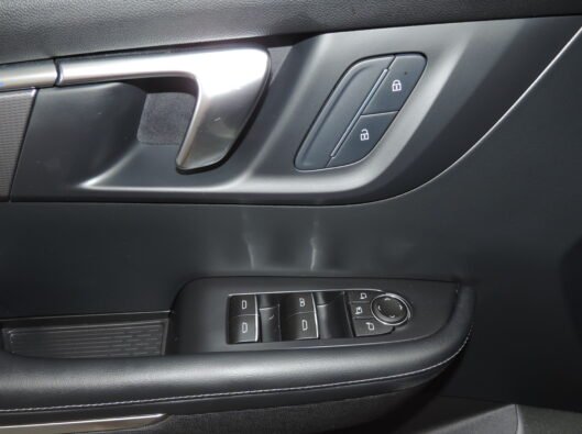 2026 White Buick Enclave 038