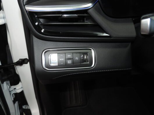 2026 White Buick Enclave 041