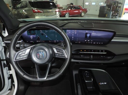 2026 White Buick Enclave 044