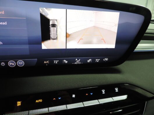 2026 White Buick Enclave 049