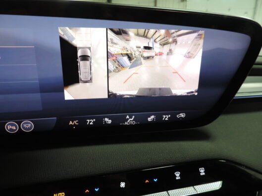 2026 White Buick Enclave 050