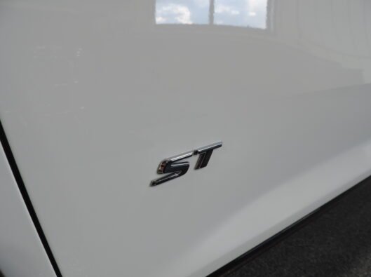 2026 White Buick Enclave 051
