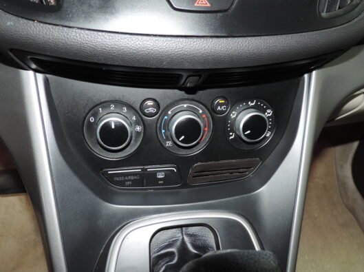 2013 Ford Escape 036