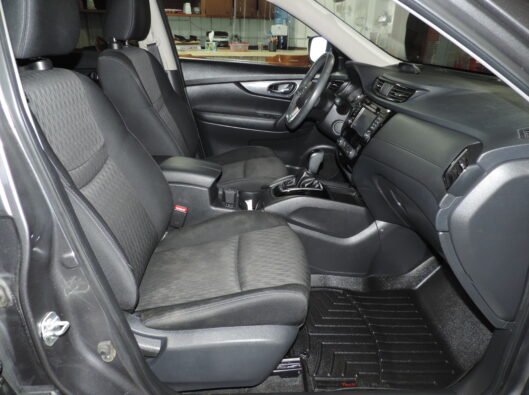 2017 Nissan Rogue 025