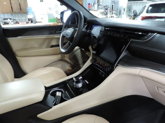 2024 Jeep Grd Cherokee Limited L 027