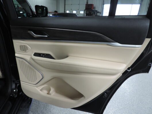 2024 Jeep Grd Cherokee Limited L 028