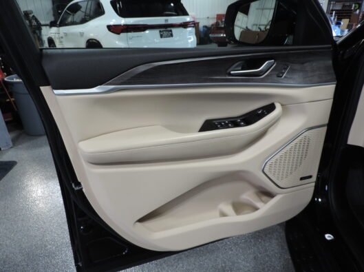 2024 Jeep Grd Cherokee Limited L 038
