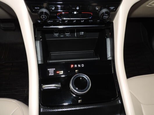 2024 Jeep Grd Cherokee Limited L 043