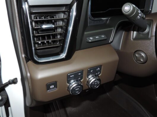 2025 GMC Sierra 043