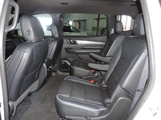 2026 Buick Enclave 037