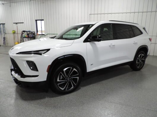 2026 Buick Enclave ST White 10k miles 003