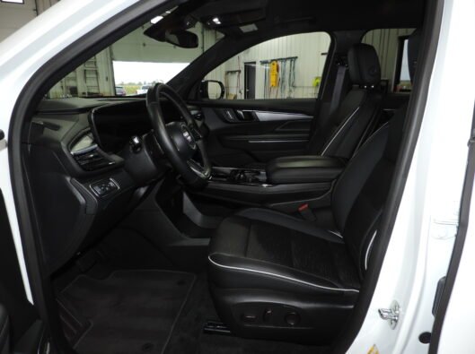 2026 Buick Enclave ST White 10k miles 041