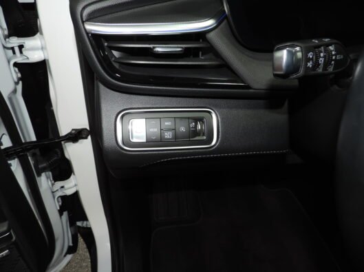 2026 Buick Enclave ST White 10k miles 042