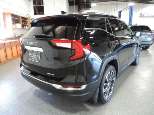 2022 GMC Terrain SLT Black 021