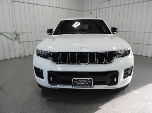 2024 Jeep grd Cherokee Overland 006