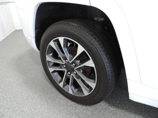 2024 Jeep grd Cherokee Overland 011