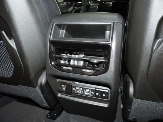 2024 Jeep grd Cherokee Overland 028