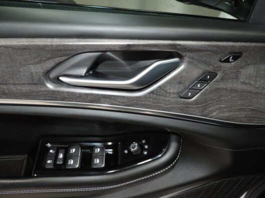 2024 Jeep grd Cherokee Overland 033