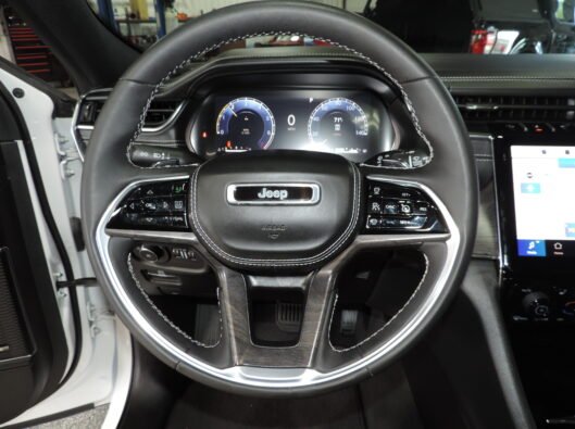 2024 Jeep grd Cherokee Overland 037