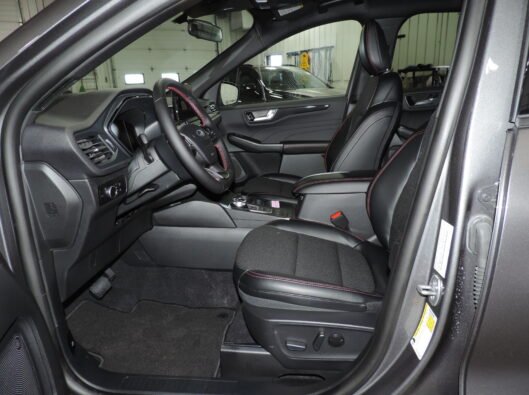 2025 Ford Escape 040