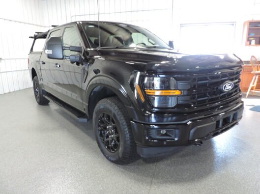 2025 Ford F150 Black 011