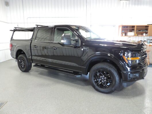 2025 Ford F150 Black 012